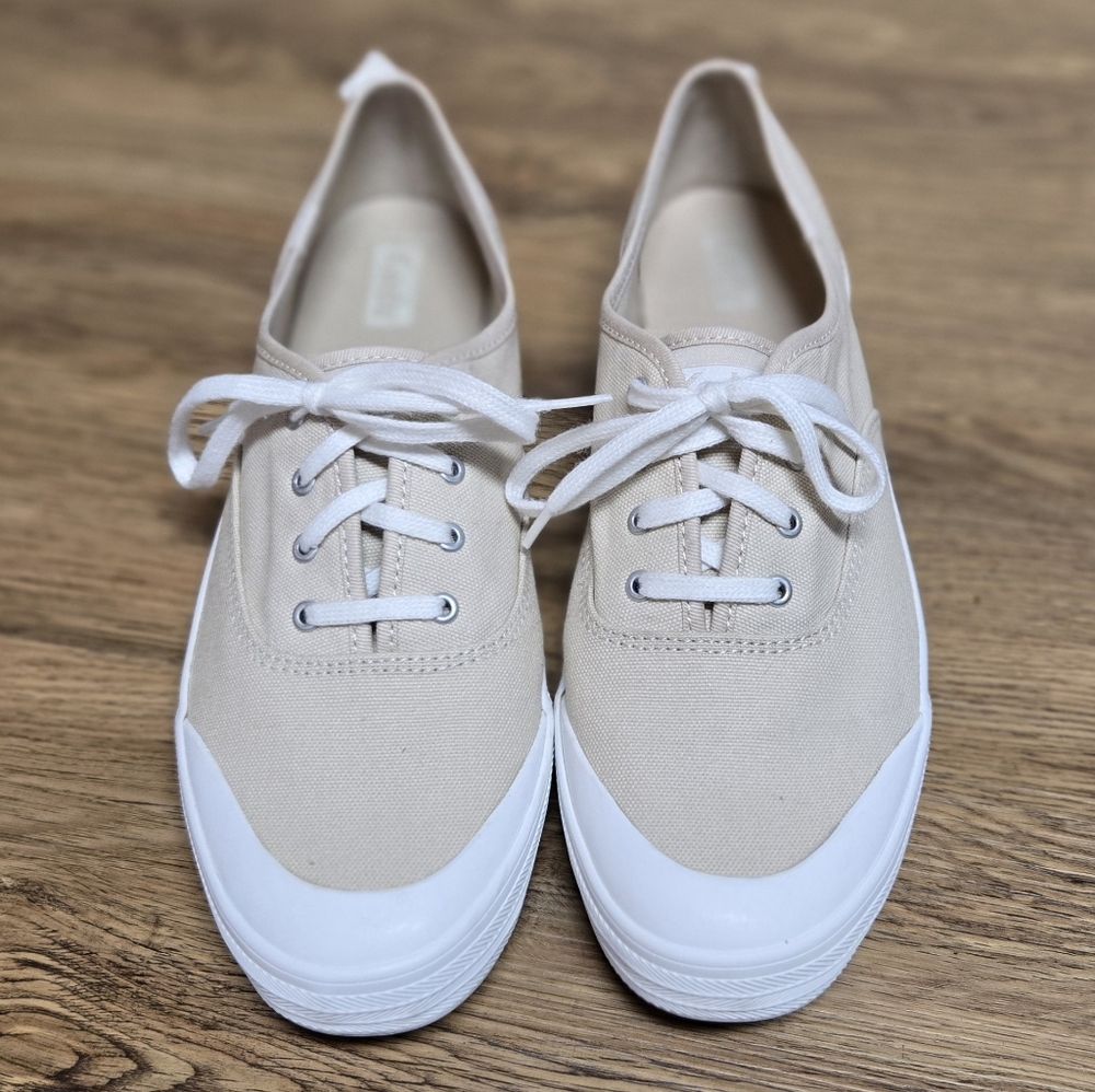 Keds-Champion Toe Cap Cream Canvas Sneakers sz10